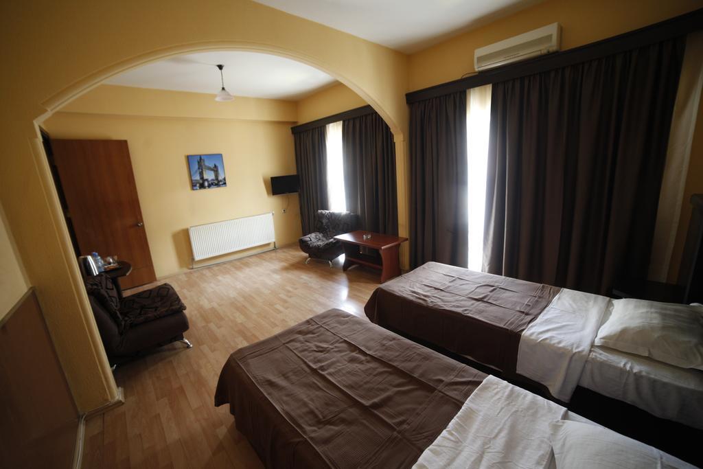 Avenue Hotel 트빌리시 객실 사진